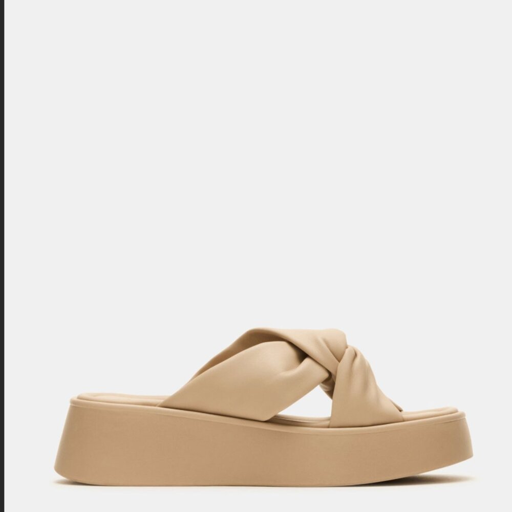 EUC Steve Madden Cyrix slide sandals in taupe, size 7.5